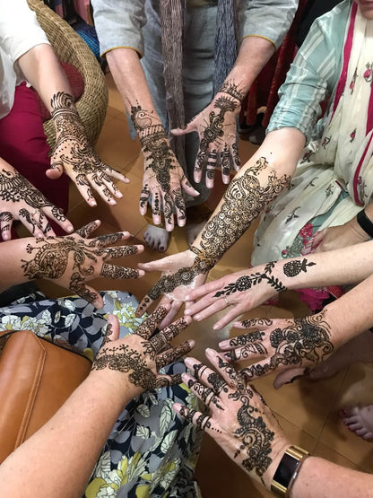 Textile Exploration to India with Lesley Pearce - January 2026     Deposit: £120/$250 NZD Total Cost: £1200/$2500 NZD