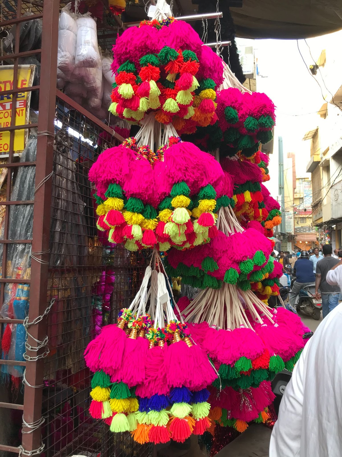 Textile Exploration to India with Lesley Pearce - January 2026     Deposit: £120/$250 NZD Total Cost: £1200/$2500 NZD
