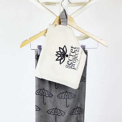 Umbrella Secret Scarf